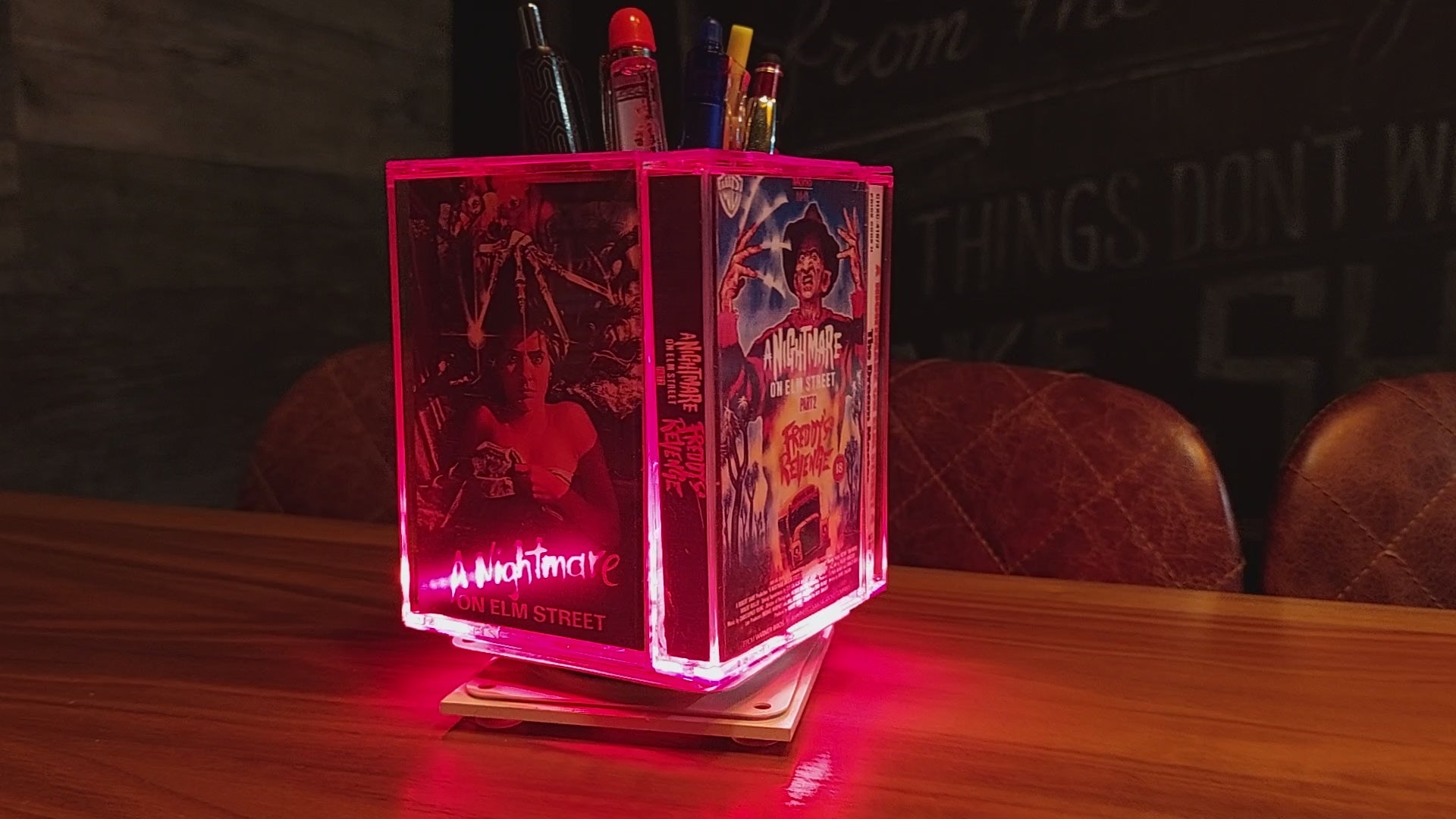 A Nightmare on Elm St Cassette Music Box, Lamp